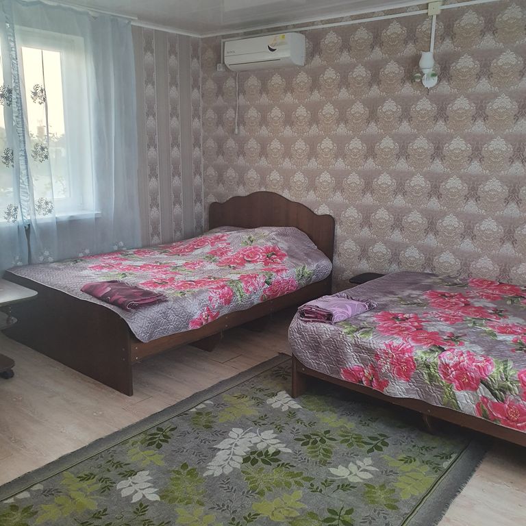 Четырёхместный номер стандарт с видом на море