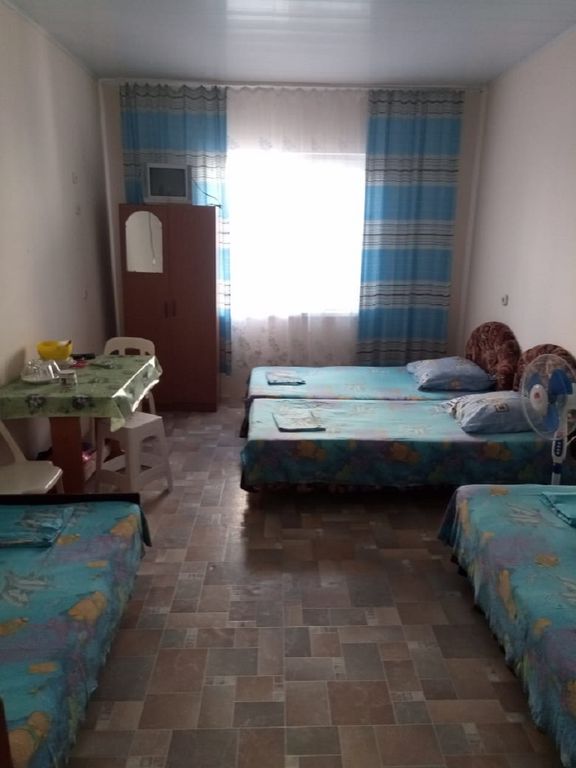 Четырёхместный номер 4-х местный эконом с кондиционером 3-ий этаж