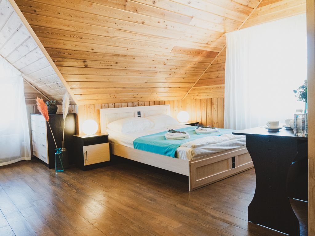 Четырёхместный номер Люкс