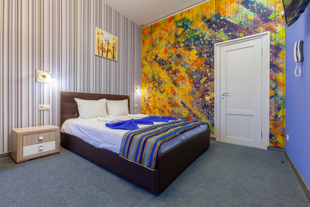 Двухместный номер с 1 кроватью улучшенный 305