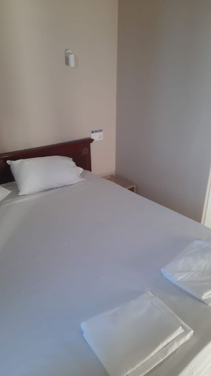 Трёхместный номер с дополнительным диваном