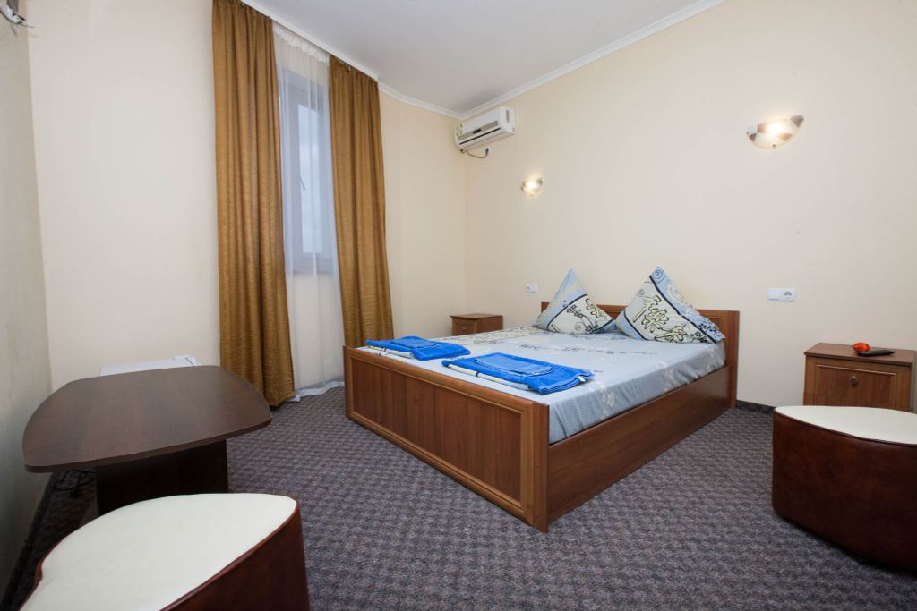 Семейный номер семейный