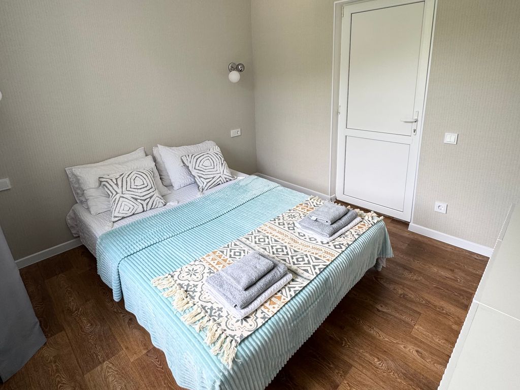 Апартаменты Просторная квартира в Профессорском уголке