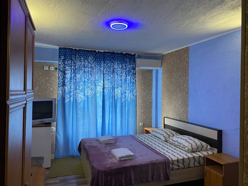 Четырёхместный номер стандарт с видом на горы