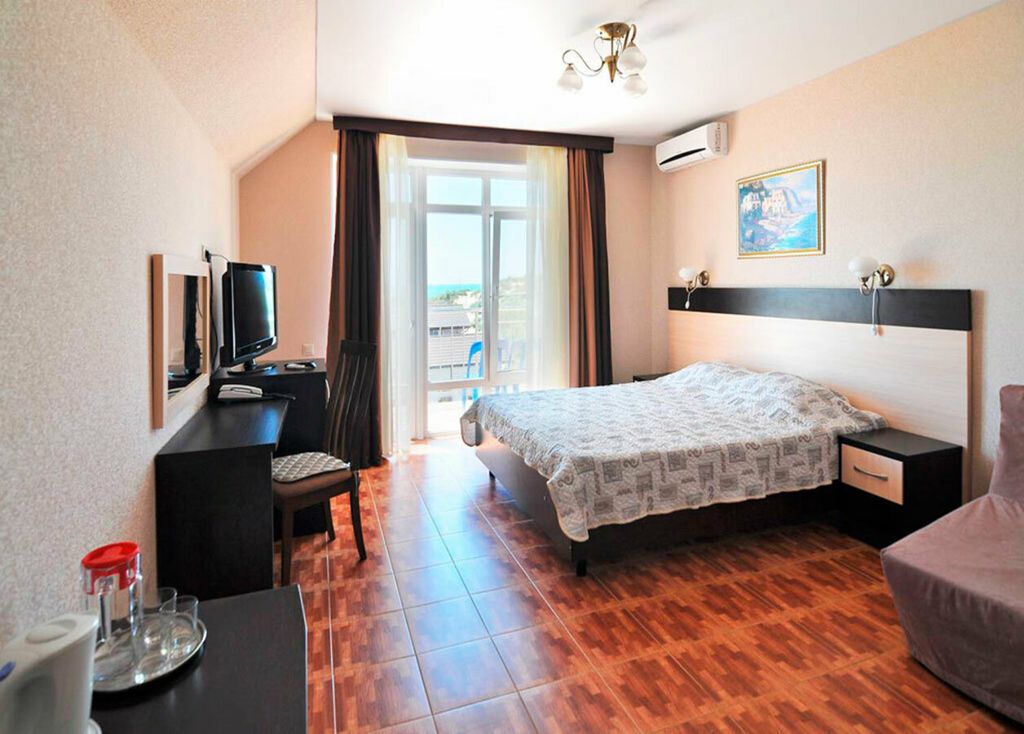 Двухместный номер с 1 кроватью комфорт с видом на бассейн