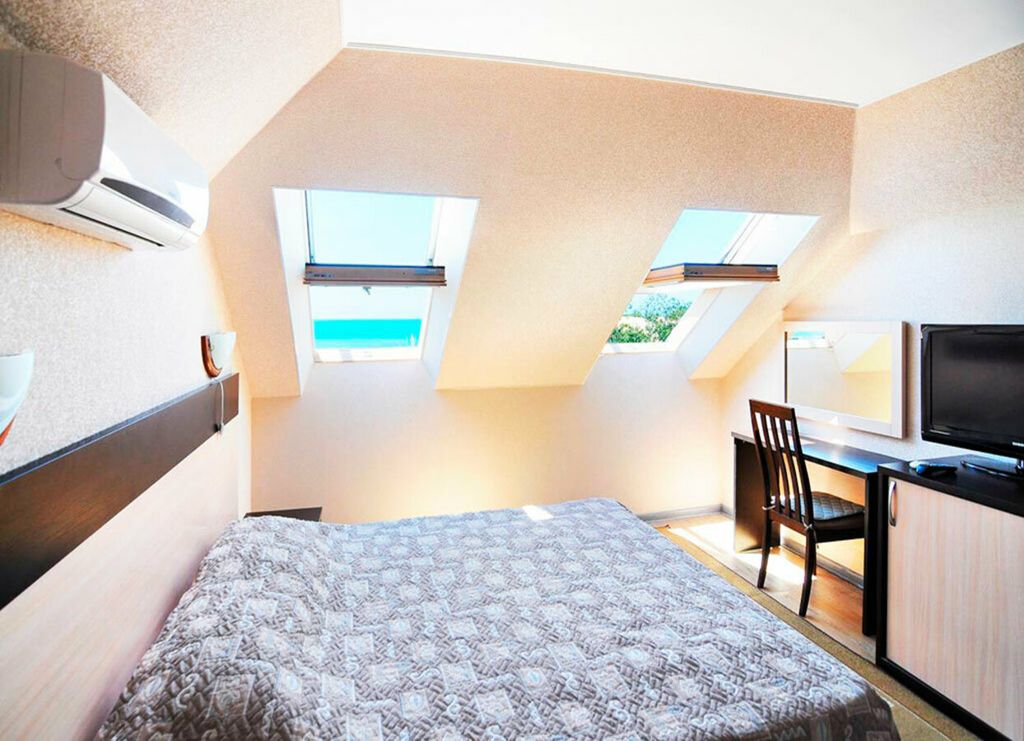 Двухместный номер с 1 кроватью комфорт мансарда