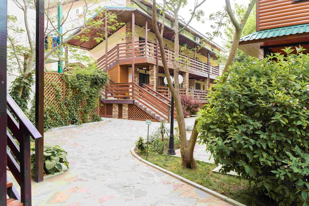 Четырёхместный номер 4-х местный номер Стандарт (корпус эконом мансарда)