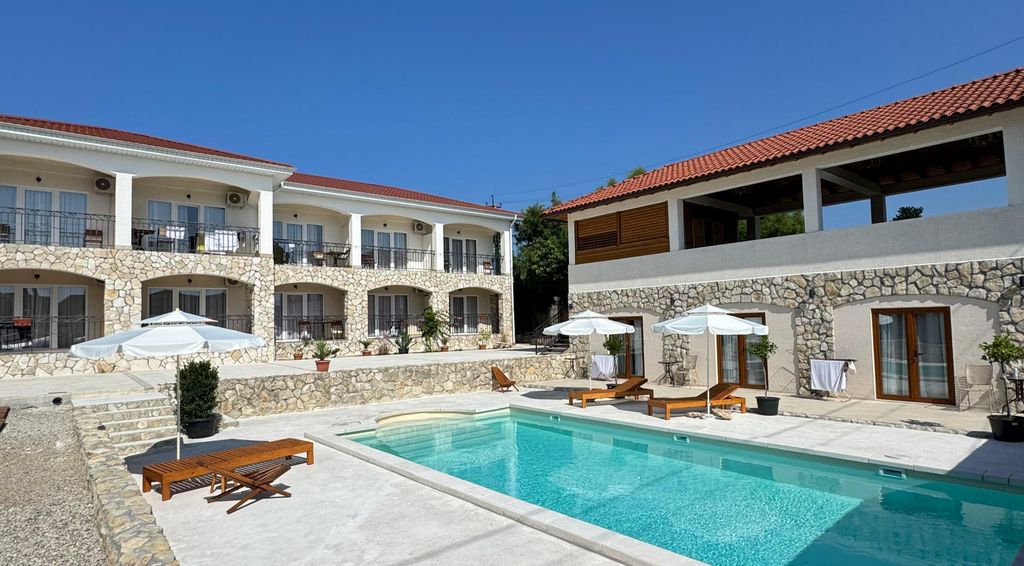 Двухместный номер с 2 отдельными кроватями стандарт