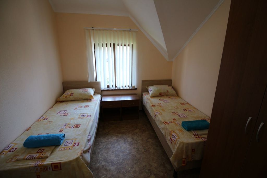 Двухместный номер с 2 отдельными кроватями эконом