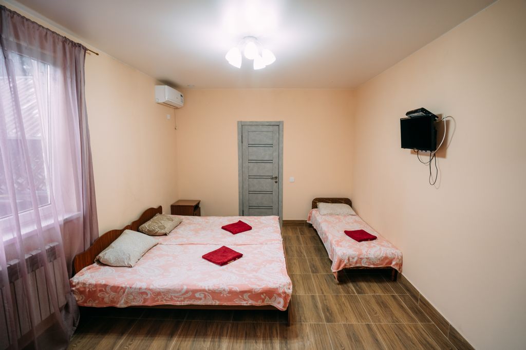 Трёхместный номер улучшенный