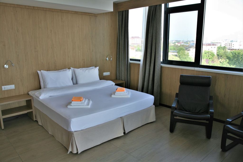 Четырёхместный номер улучшенный с видом на море