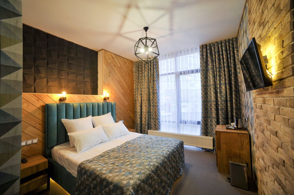 Двухместный номер с 1 кроватью улучшенный с видом на город