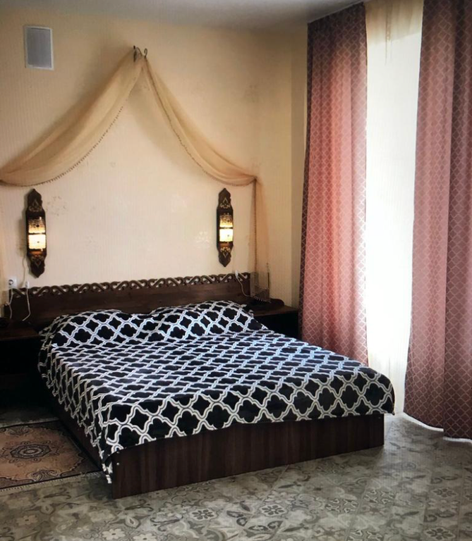 Трёхместный номер люкс с видом на море