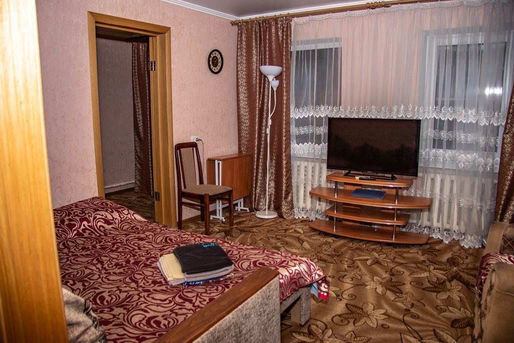 Дом Четырехкомнатный 6-мест дом