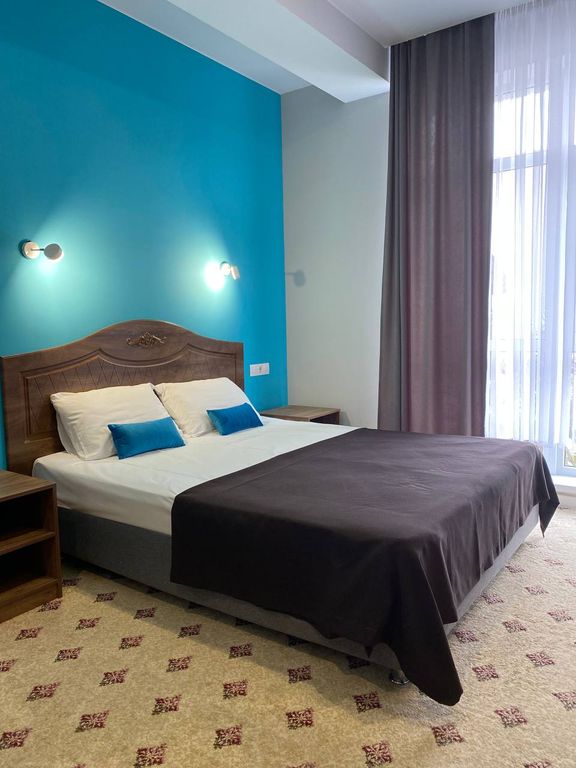 Семейный номер улучшенный с видом на горы