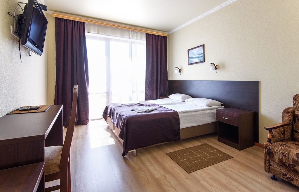 Двухместный номер с 1 кроватью стандарт с балконом