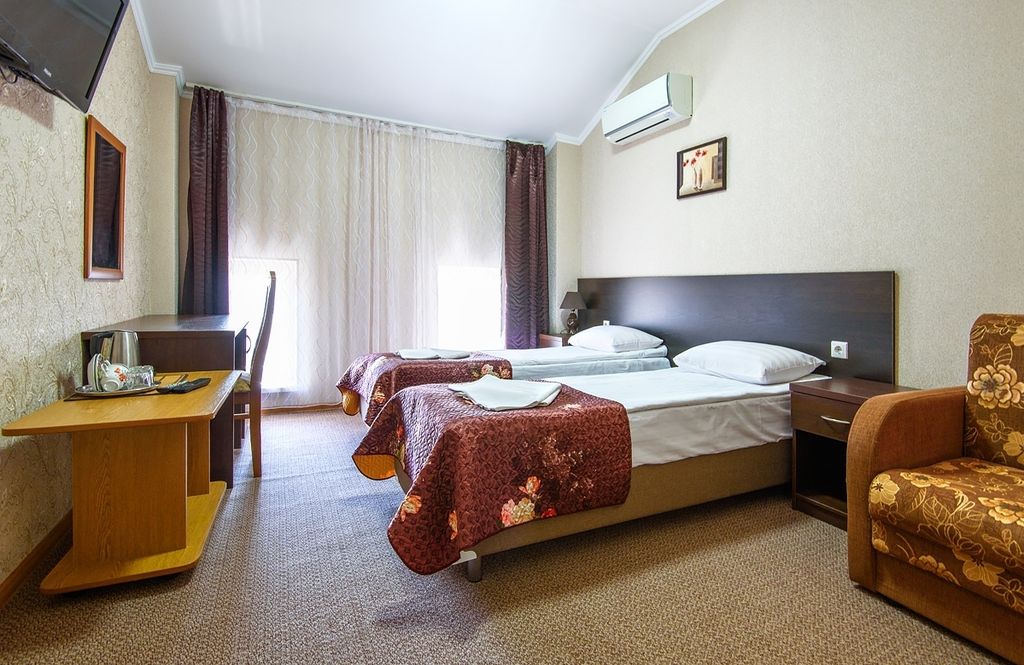 Двухместный номер с 1 кроватью или 2 односпальными кроватями Стандарт Мансарда