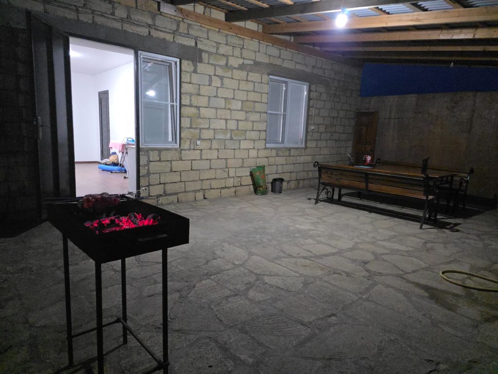 Многоместный смешанный номер В номере есть туалетная комнат, двухспальная кровать, кондиционер.