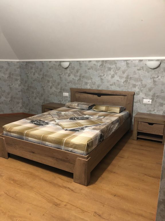 Трёхместный номер стандарт с видом на город