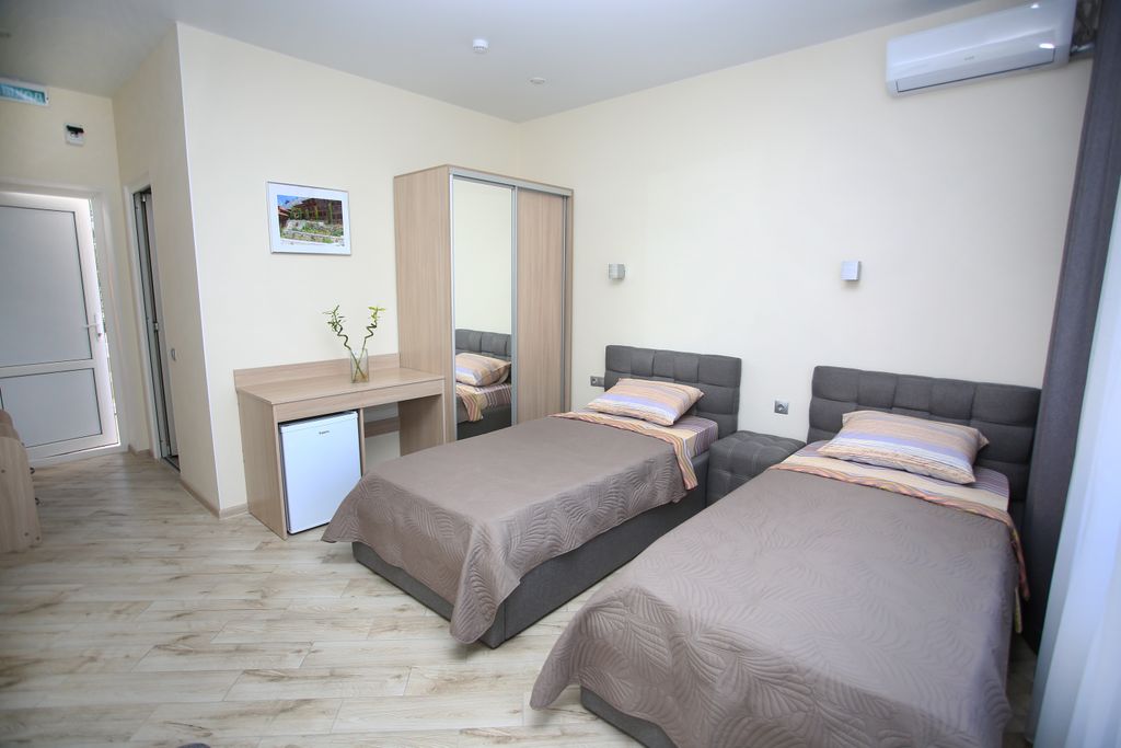 Двухместный номер с 2 отдельными кроватями стандарт