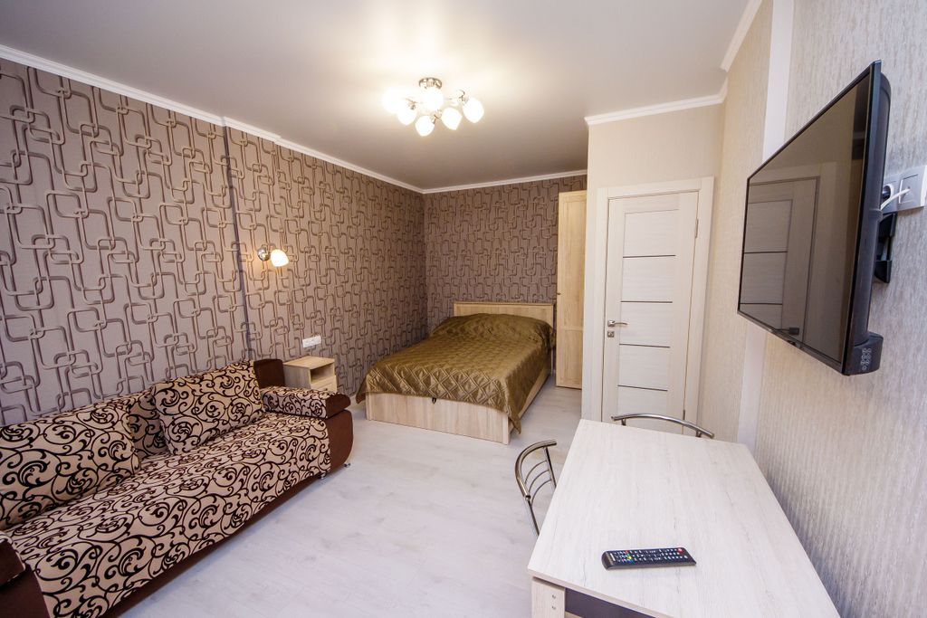 Трёхместный номер улучшенный с видом на горы