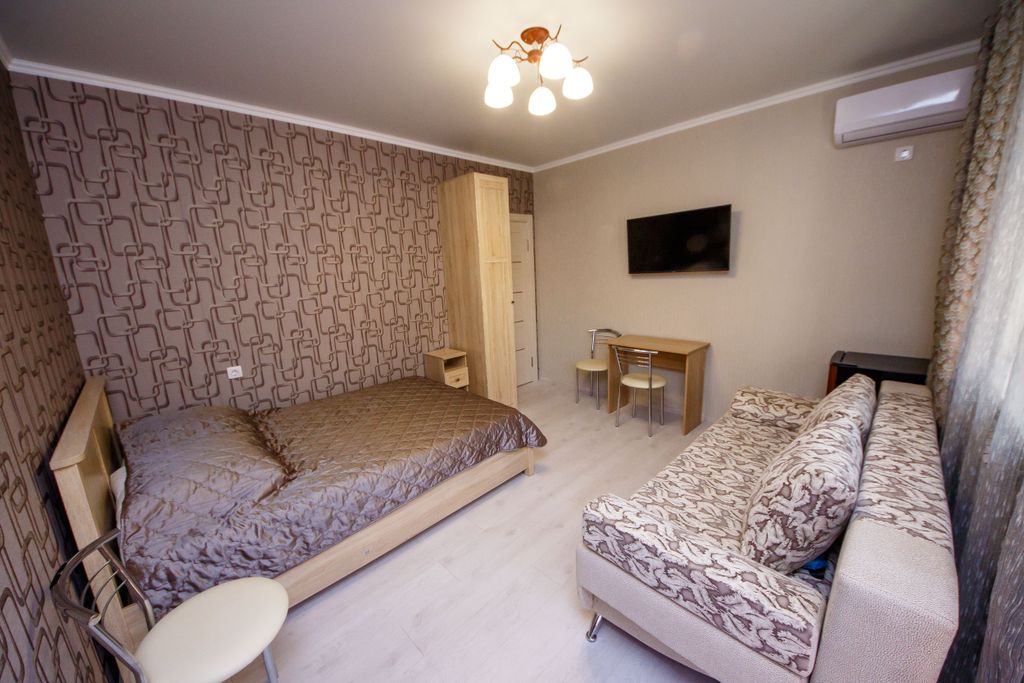 Трёхместный номер улучшенный с видом на море