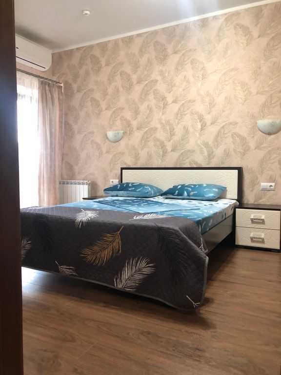 Семейный номер улучшенный с видом на город