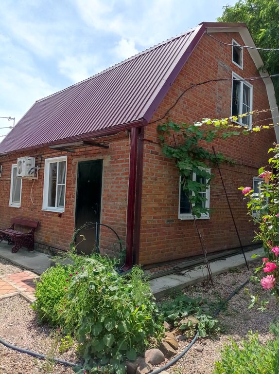 Дом коттедж