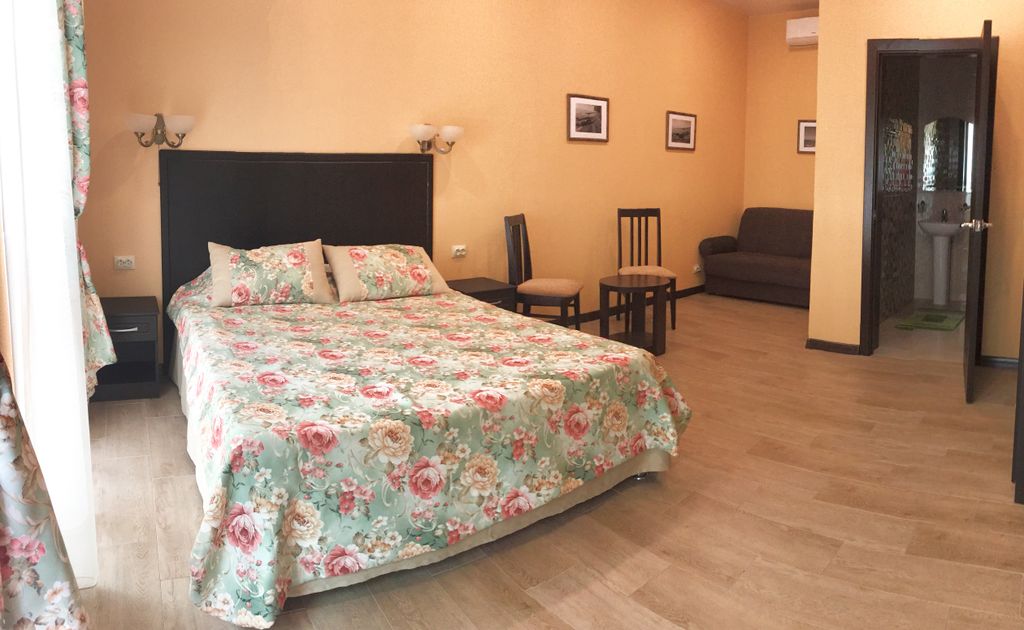 Четырёхместный номер улучшенный