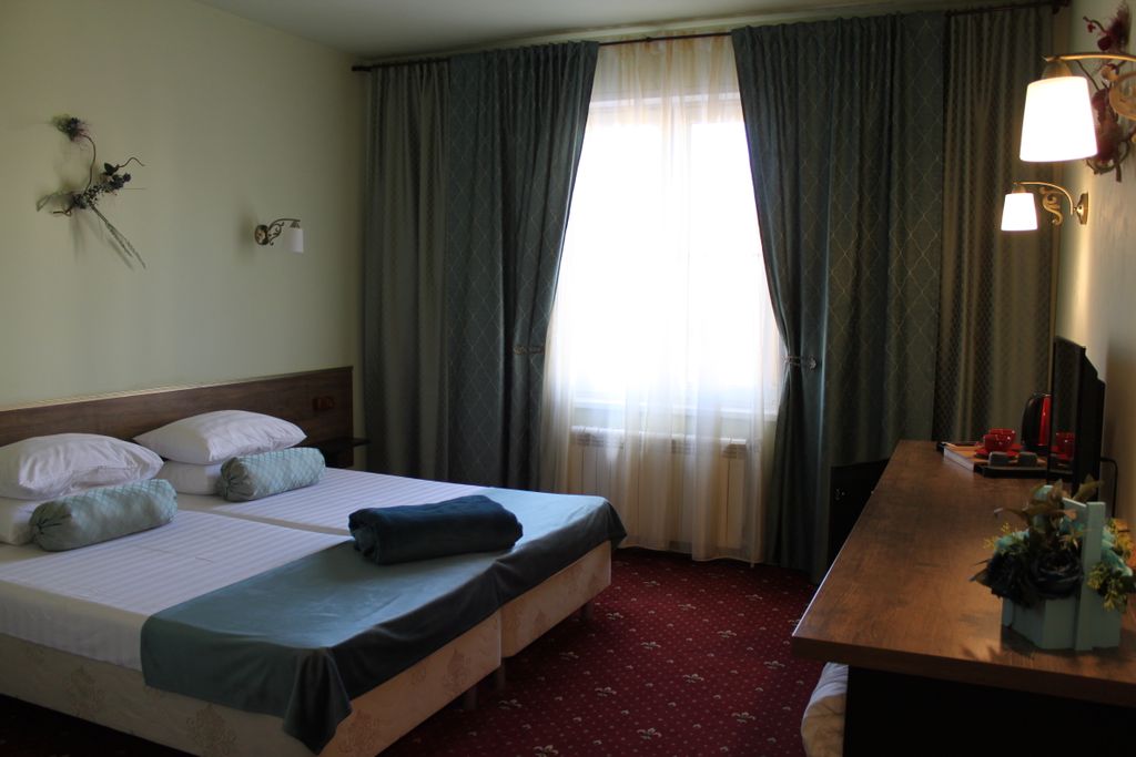 Двухместный с 1 кроватью люкс