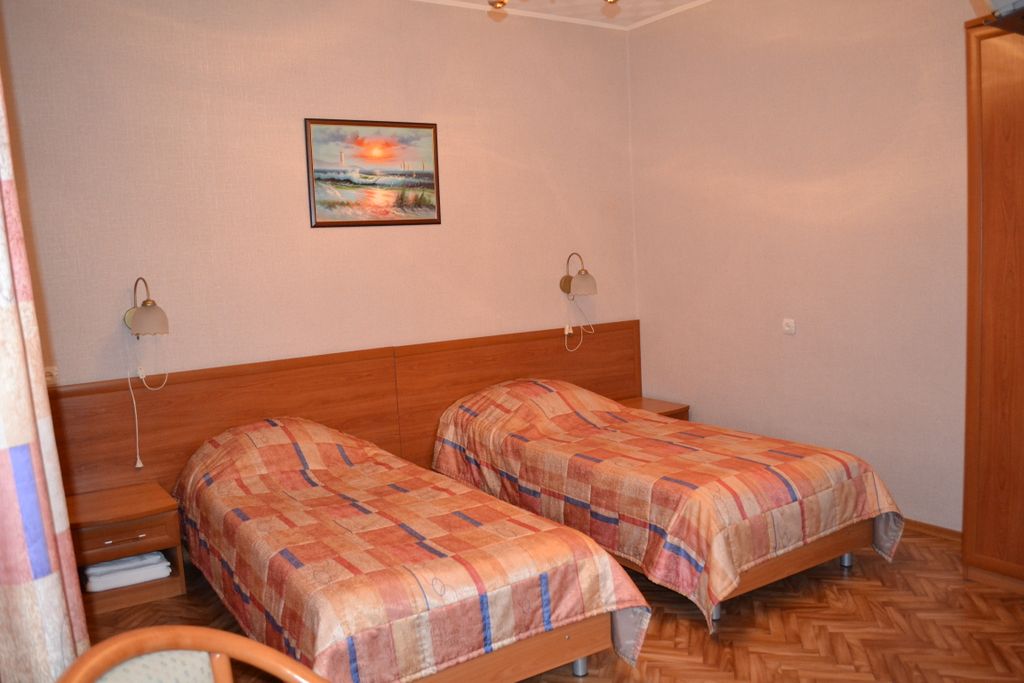 Двухместный номер с 2 отдельными кроватями стандарт