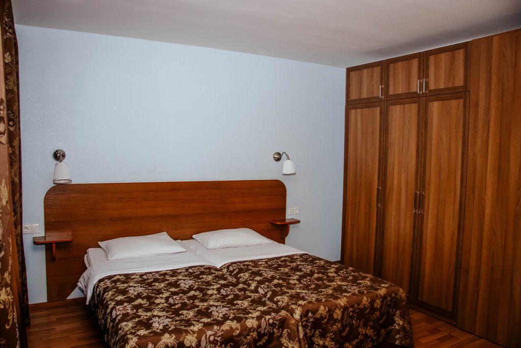 Двухместный номер с 2 отдельными кроватями стандарт