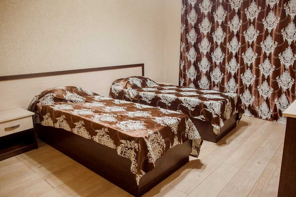 Двухместный номер с 1 кроватью или 2 односпальными кроватями Стандарт с балконом