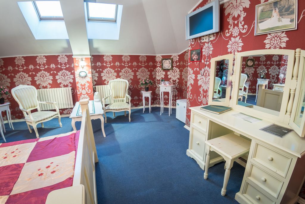 Двухместный номер с 1 кроватью полулюкс