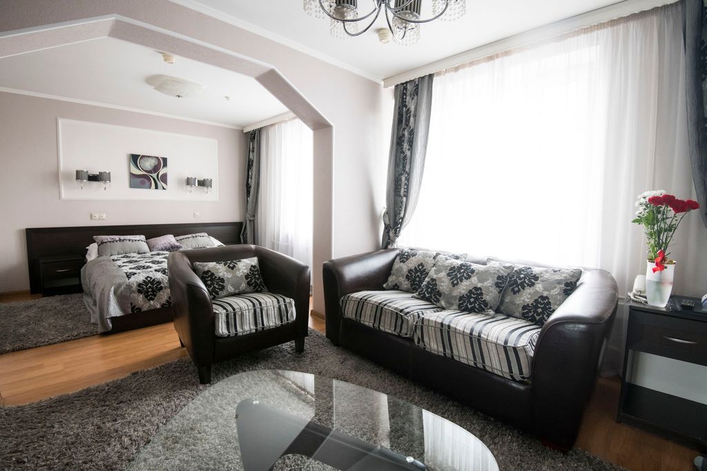 Апартаменты 2-х комнатные с кухней