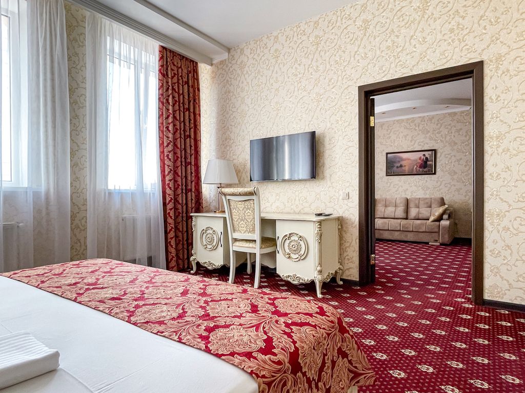 Четырёхместный номер люкс