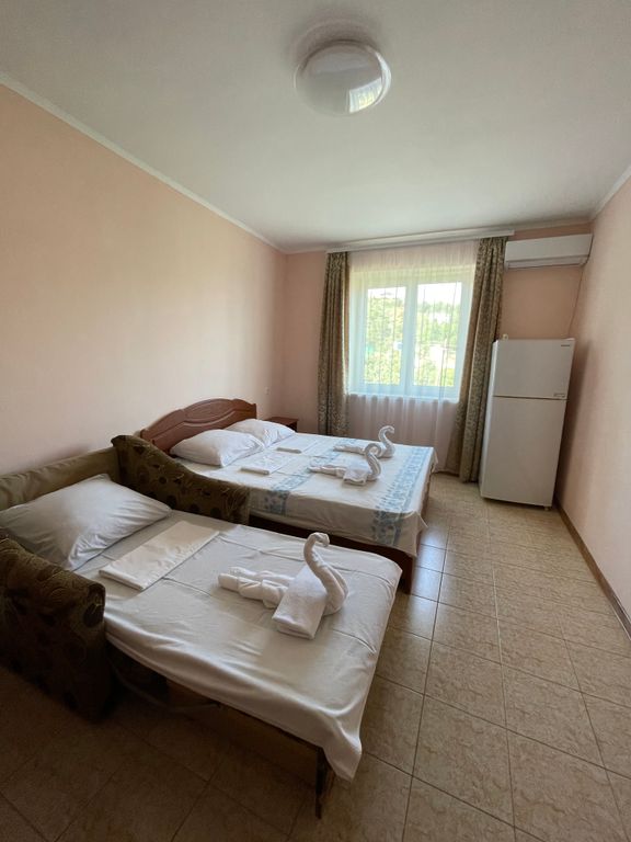 Трёхместный номер стандарт