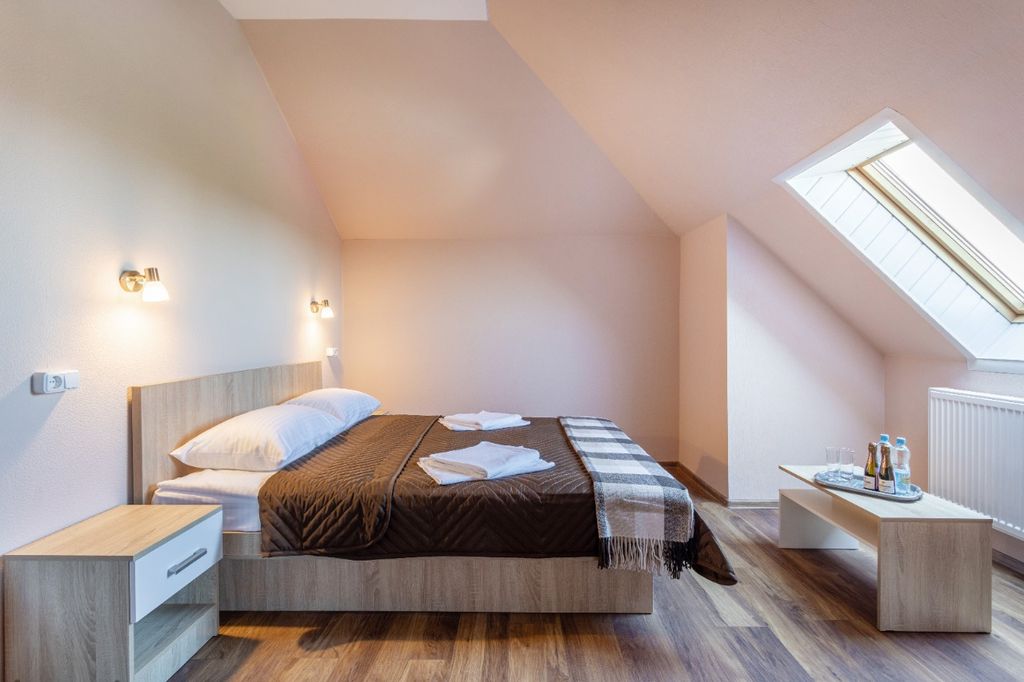 Трёхместный номер улучшенный