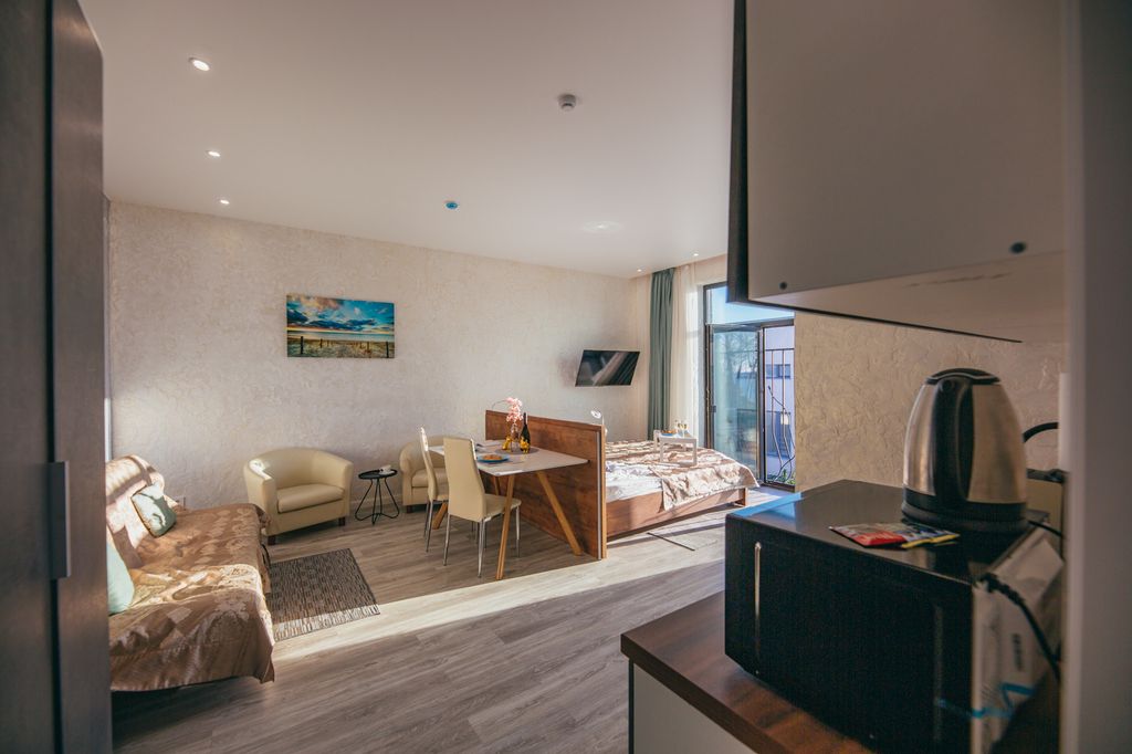 Трёхместный номер Студия