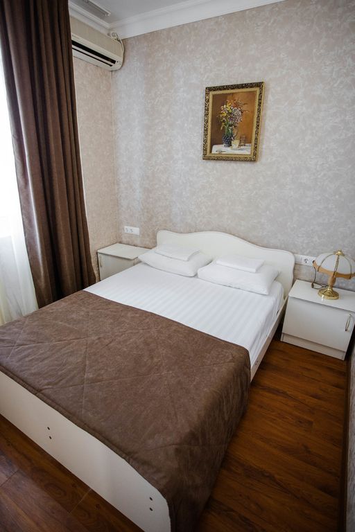 Четырёхместный номер с балконом