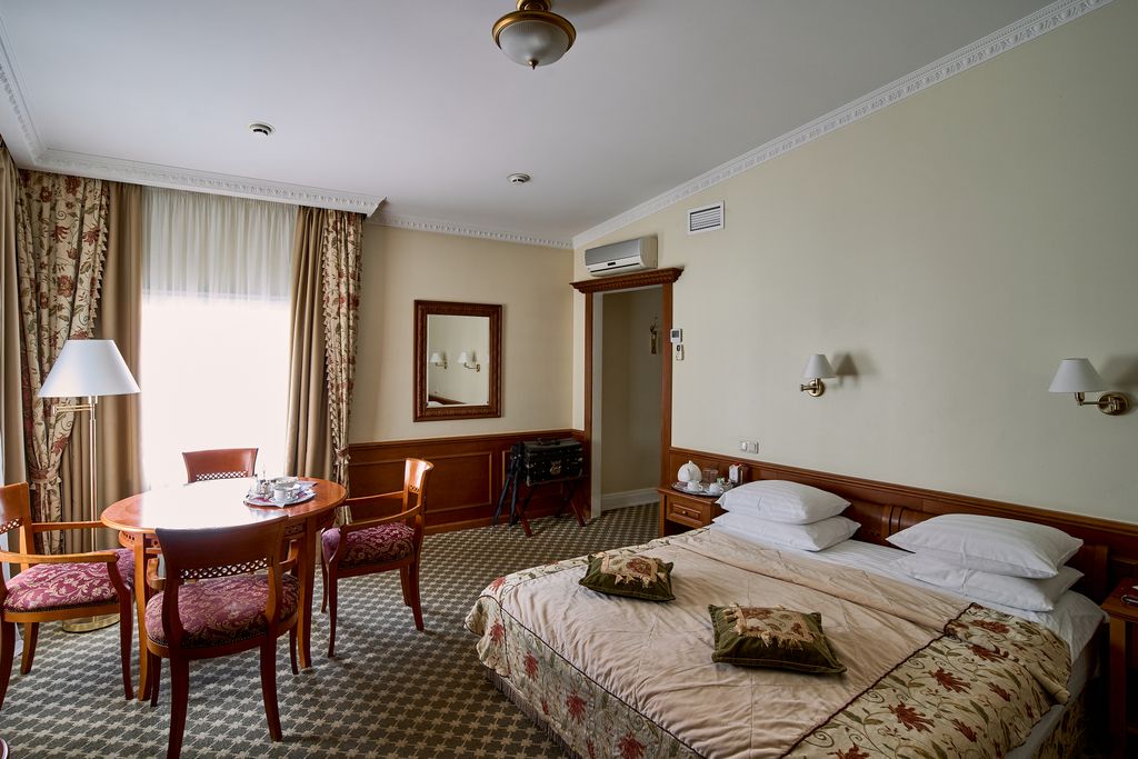 Двухместный номер с 1 кроватью люкс