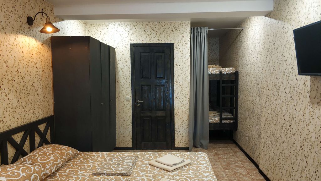 Четырёхместный номер люкс