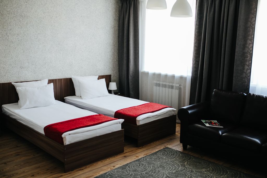 Четырёхместный номер Полулюкс