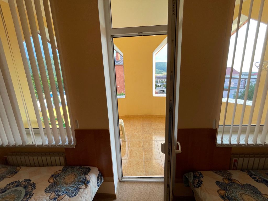 Семейный номер студия с кухней и террасой для 4-х гостей