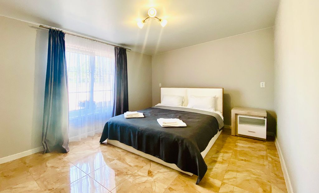 Семейный с кухней и кондиционером 7