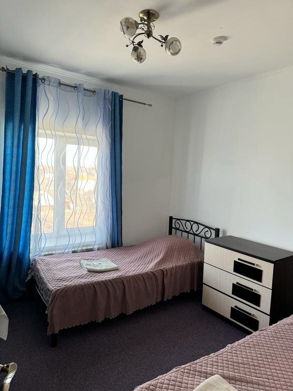 Двухместный номер с 2 отдельными кроватями эконом с раздельными кроватями