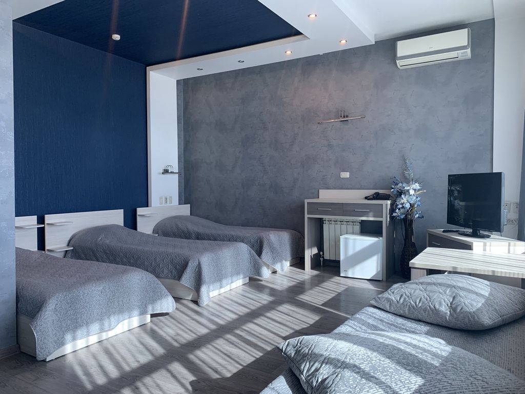 Четырёхместный номер стандарт