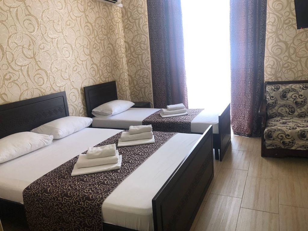 Трёхместный номер Полулюкс