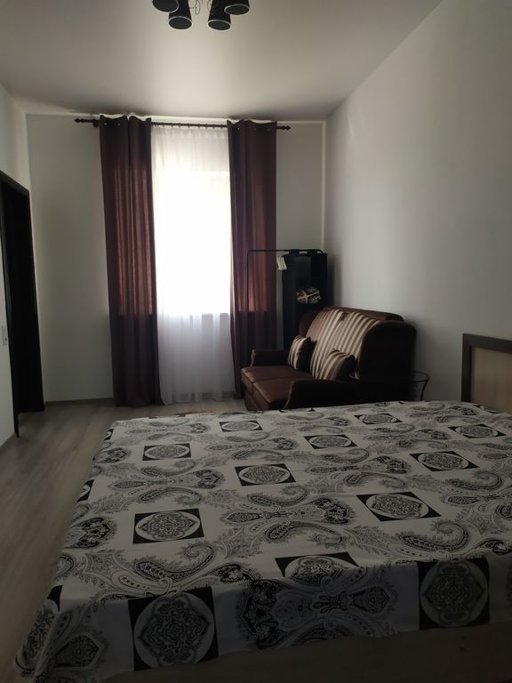 Двухместный номер с 1 кроватью с диваном на первом этаже