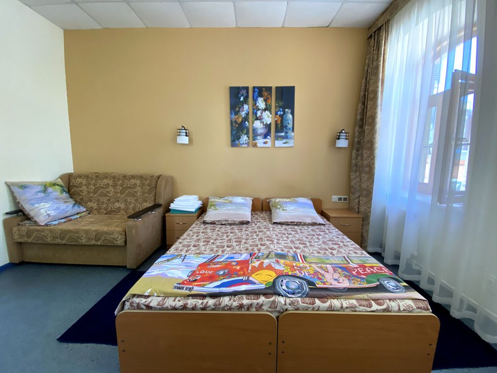 Апартаменты апартаменты с отдельным входом с 1й спальней